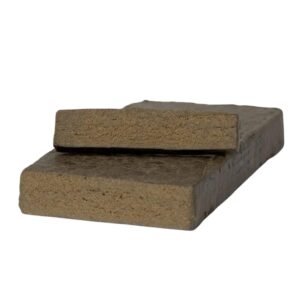 Billede af CBD Hash'en Royal Marok, en mørk ydre og lysebrun indre