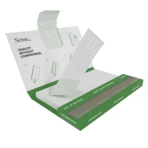 King Size Slim combo booklet set fra Sense med rullepapir og filter tips i grøn og hvid emballage.