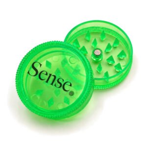 Åben grøn Sense plastik grinder med skarpe tænder – CBDanmark